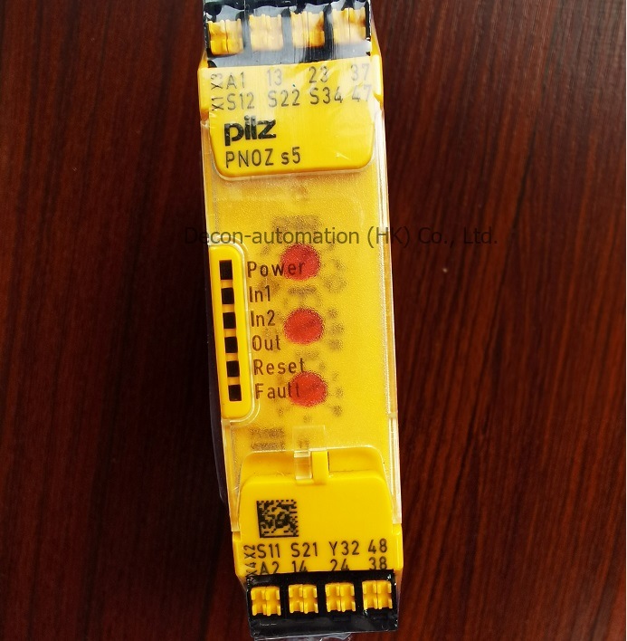 Pilz 773100 Pnozmulti Controllers Configurable Safety Relay