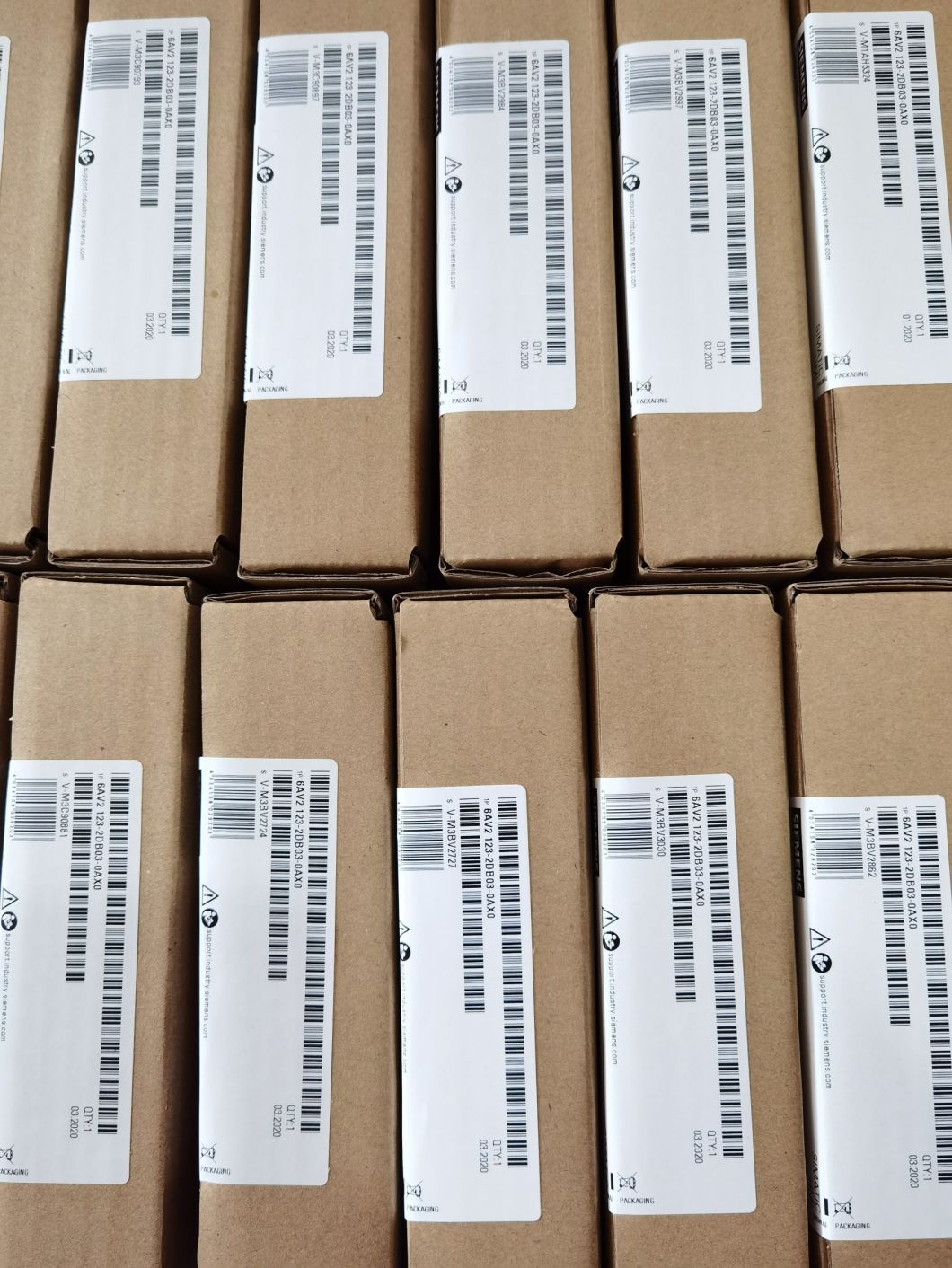 Siemens Operator Interface Simatic HMI 6AV2123-2dB03-0ax0