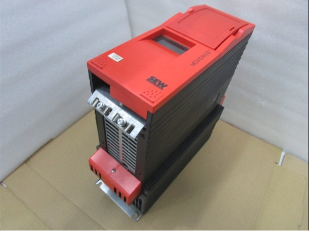 Variable Sew Frequency Converter Mdx61b0075-5A3-4-00 with 400V Parts