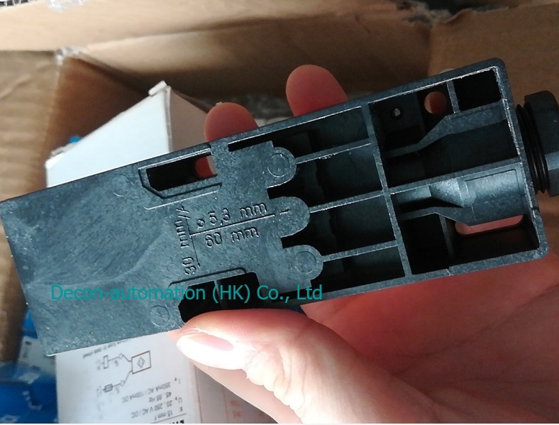 Ifm Im0011 Ime2015bfboa Sensors with Proximity Switch 250VAC