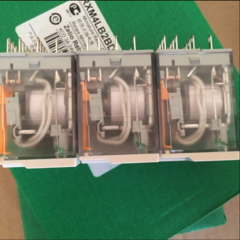 All Types Relay of Schneider Original