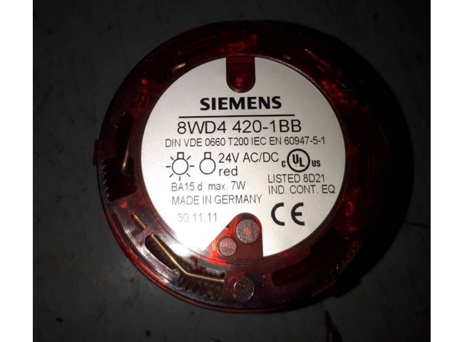 8wd44 Signaling Columns Continuous Light Element Green